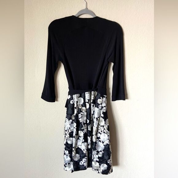 Diane Von Furstenberg Mini Dress Black Embroidered Floral Jewel Size 4 - Picture 13 of 16